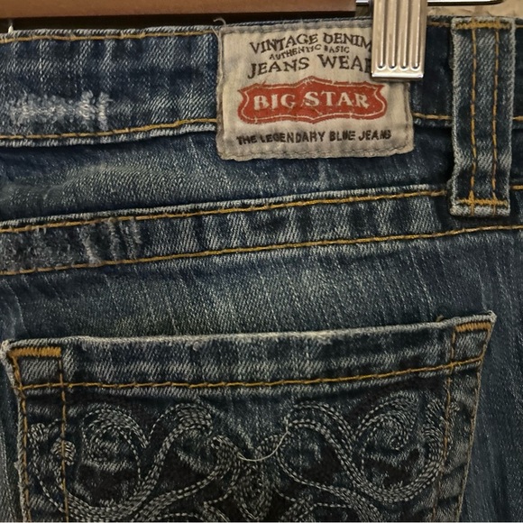 Big Star Women's Straight Leg Casey Jeans Size 28R Embroidered Back Pockets - Picture 4 of 16